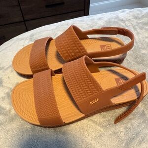 Reef Tan Adjustable Sandals